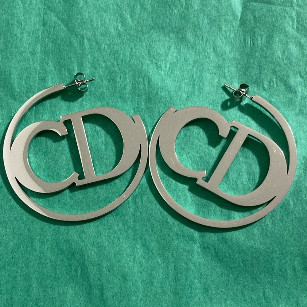 Beautiful earrings